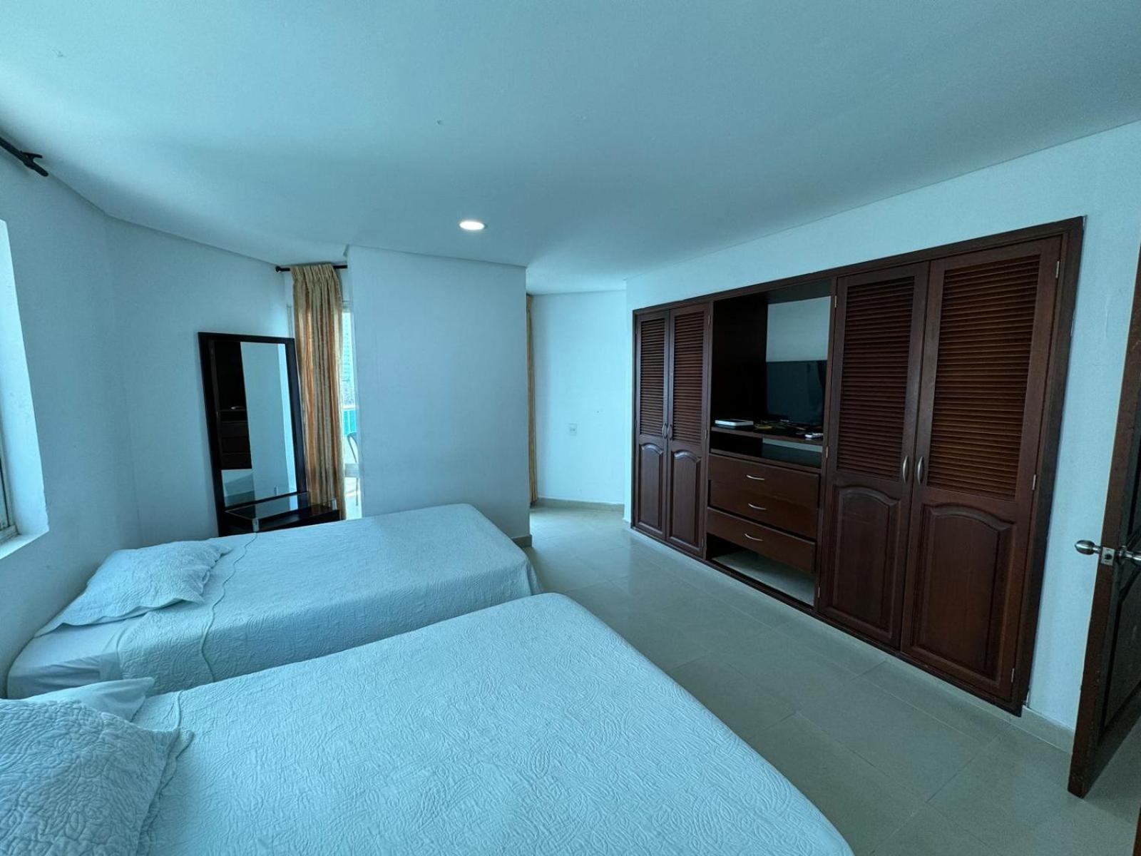 Apartamento En Laguito Ed Torres Del Lago 604 Icdi Cartagena  Exterior foto